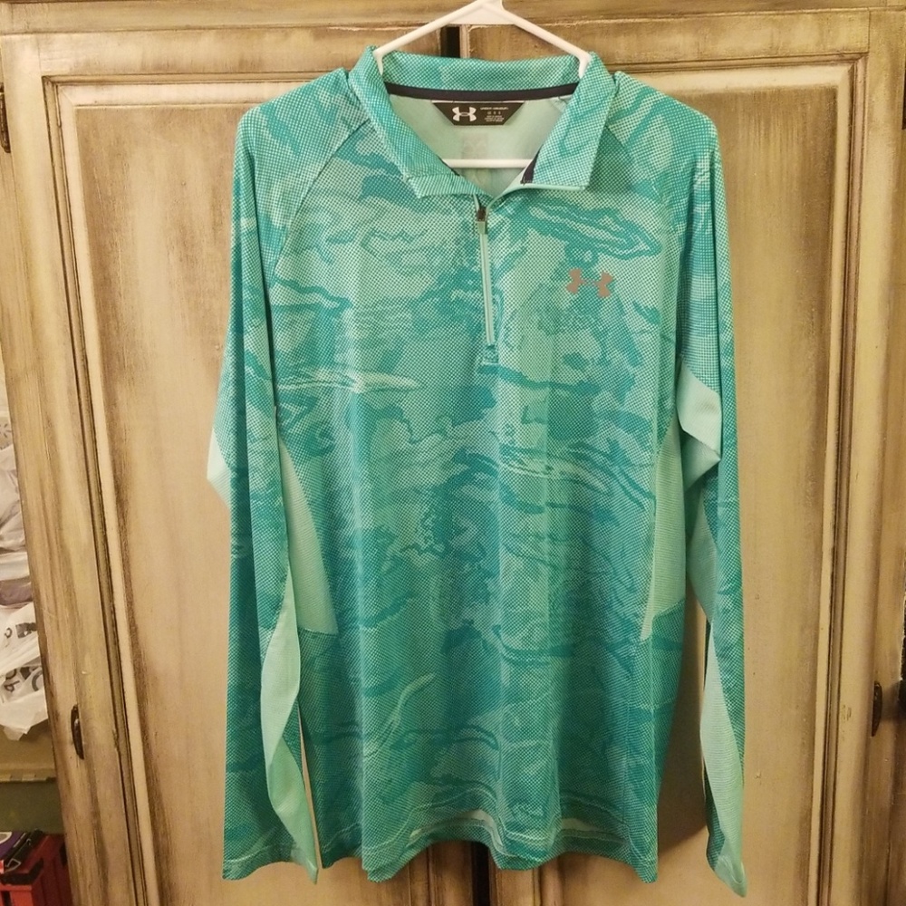 Men's quarter zip pullover